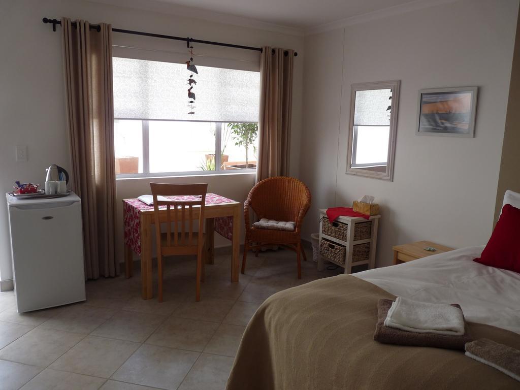 Meike'S Guesthouse Swakopmund Exterior foto